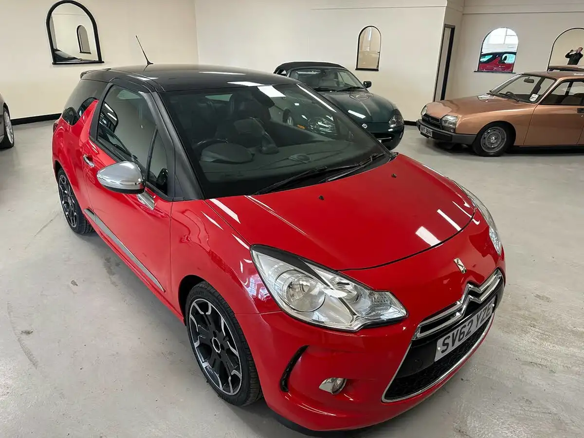 2012-citroen-ds3-16e-hdi-dsport-plus-big-1