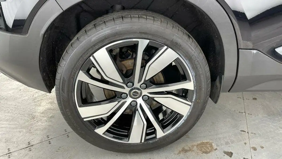 2022-volvo-xc40-15-t5-r-design-pro-big-25