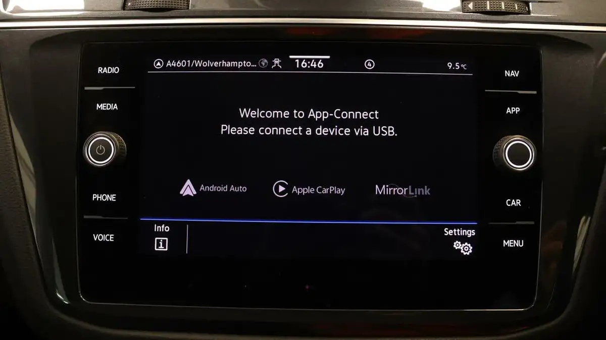 2022-volkswagen-tiguan-14-tsi-life-big-22