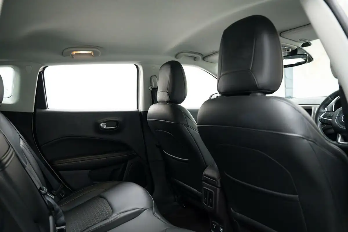 2019-jeep-compass-14-multiair-ii-longitude-big-16