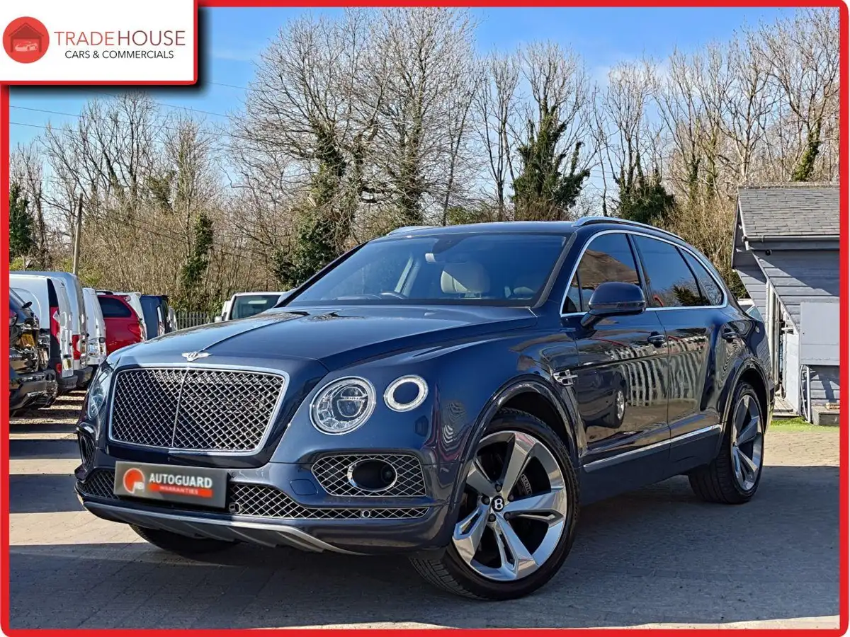 2016-bentley-bentayga-60-w12-big-0
