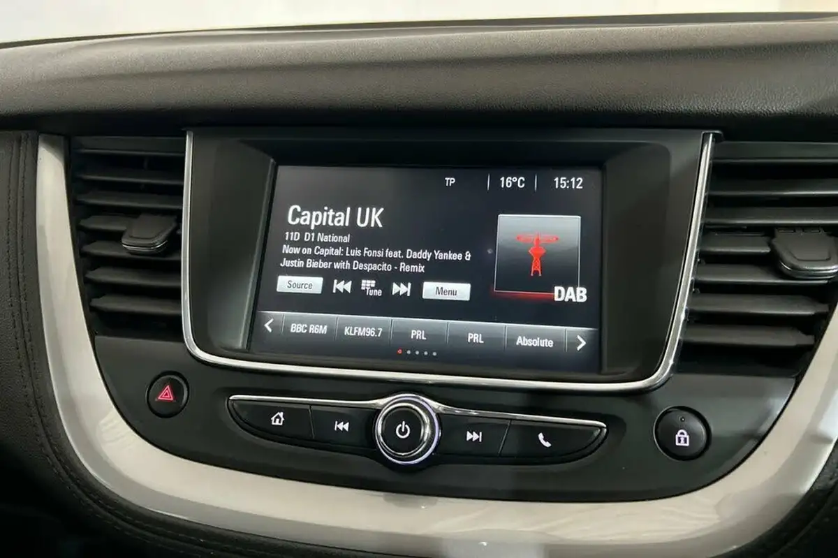 2018-vauxhall-grandland-x-12-se-132ps-big-17