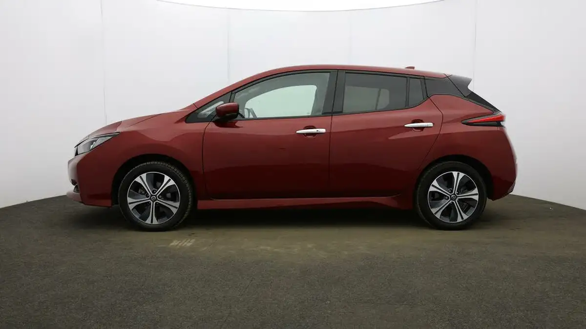 2021-nissan-leaf-e-e-tekna-big-62