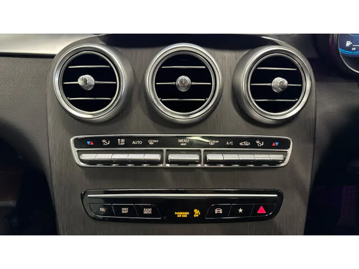 2022-mercedes-benz-glc-class-20d-glc300d-amg-line-premium-plus-244ps-coupe-4d-1950cc-big-30