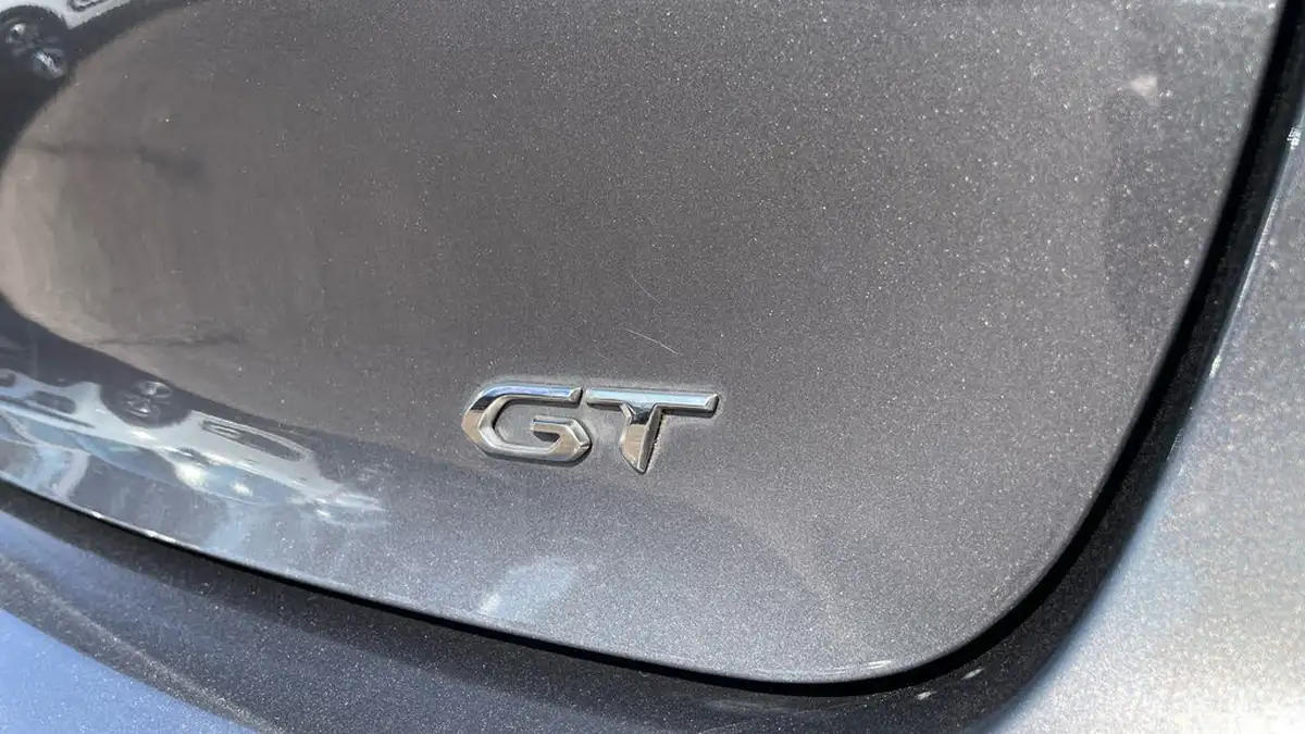 2022-peugeot-208-12-puretech-gt-premium-100bhp-big-48