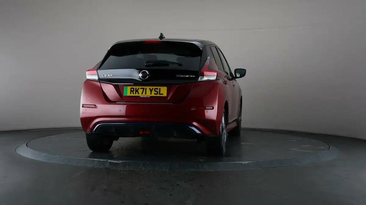 2021-nissan-leaf-e-e-tekna-big-70