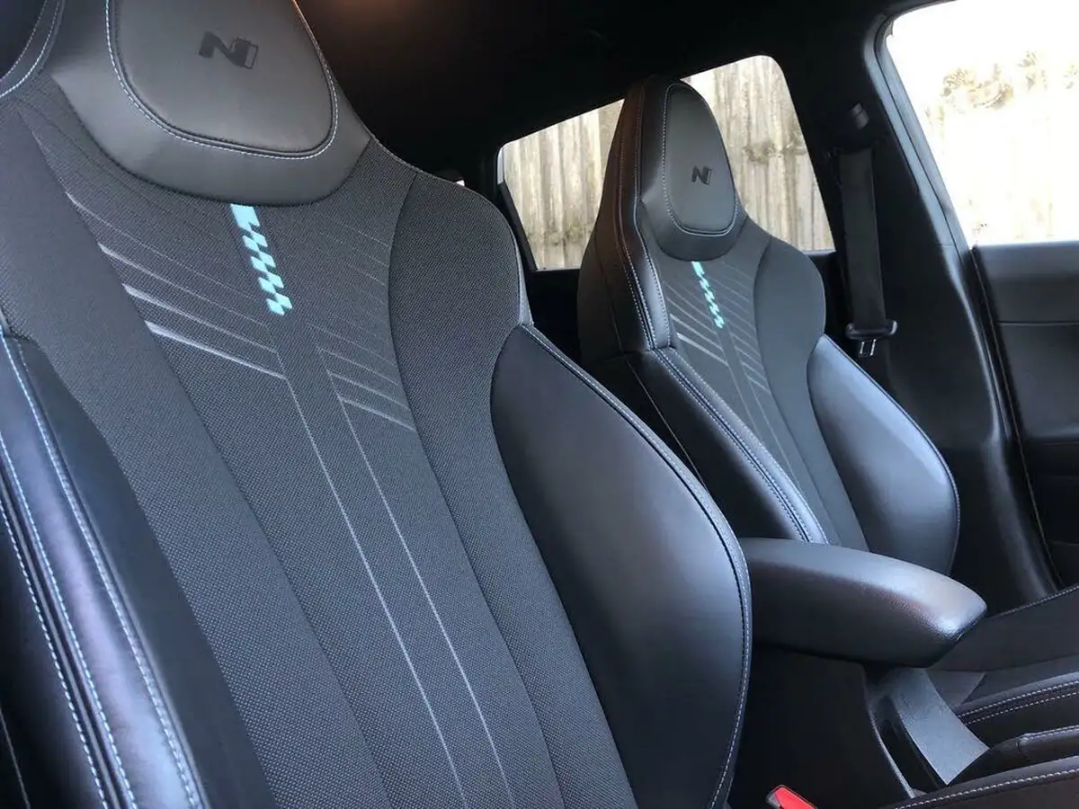 2022-hyundai-i20-n-16-t-gdi-big-30