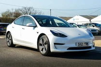 2021 Tesla Model 3 E Standard Plus
