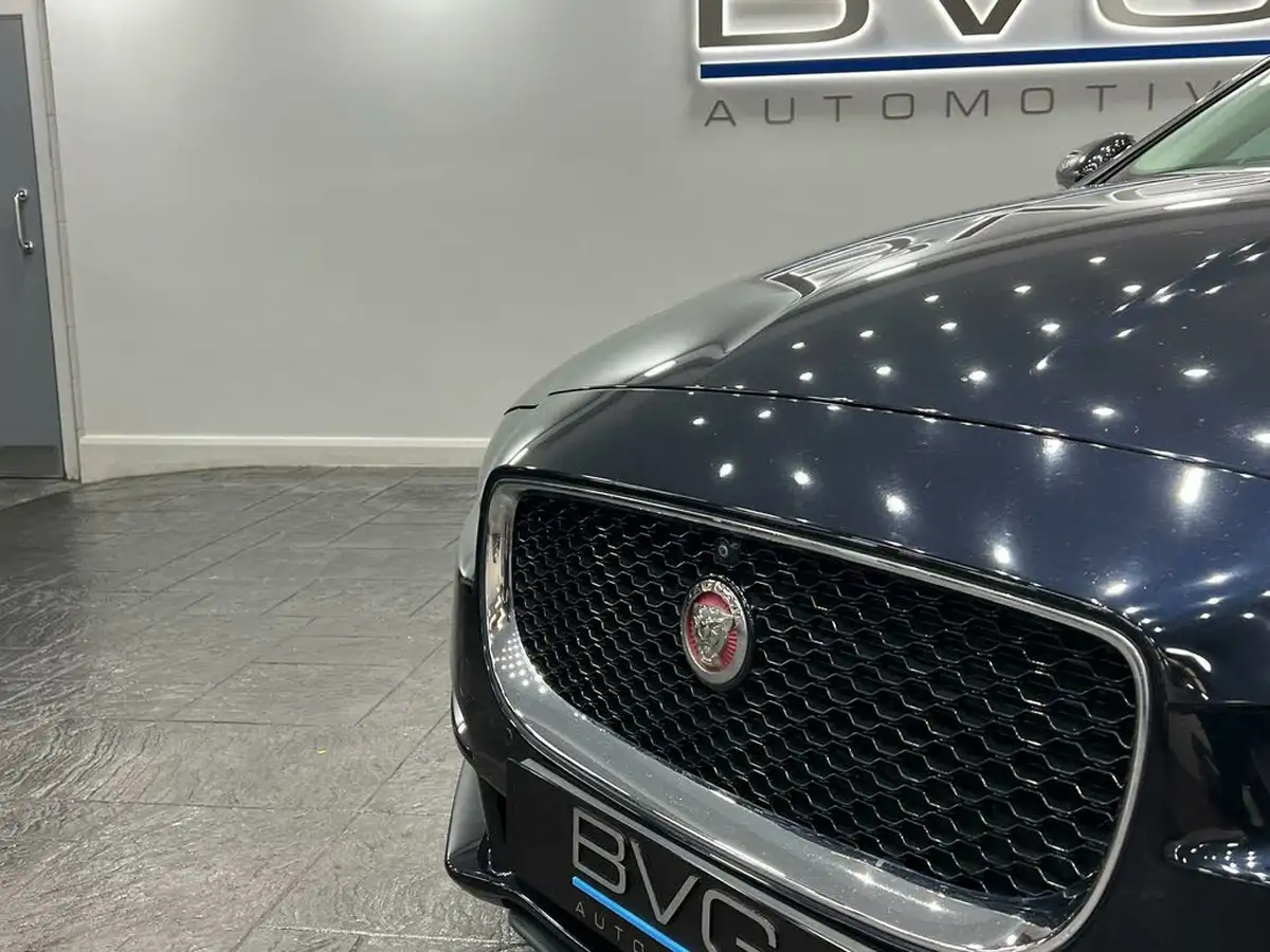 2015-jaguar-xe-20td-portfolio-180ps-auto-big-14