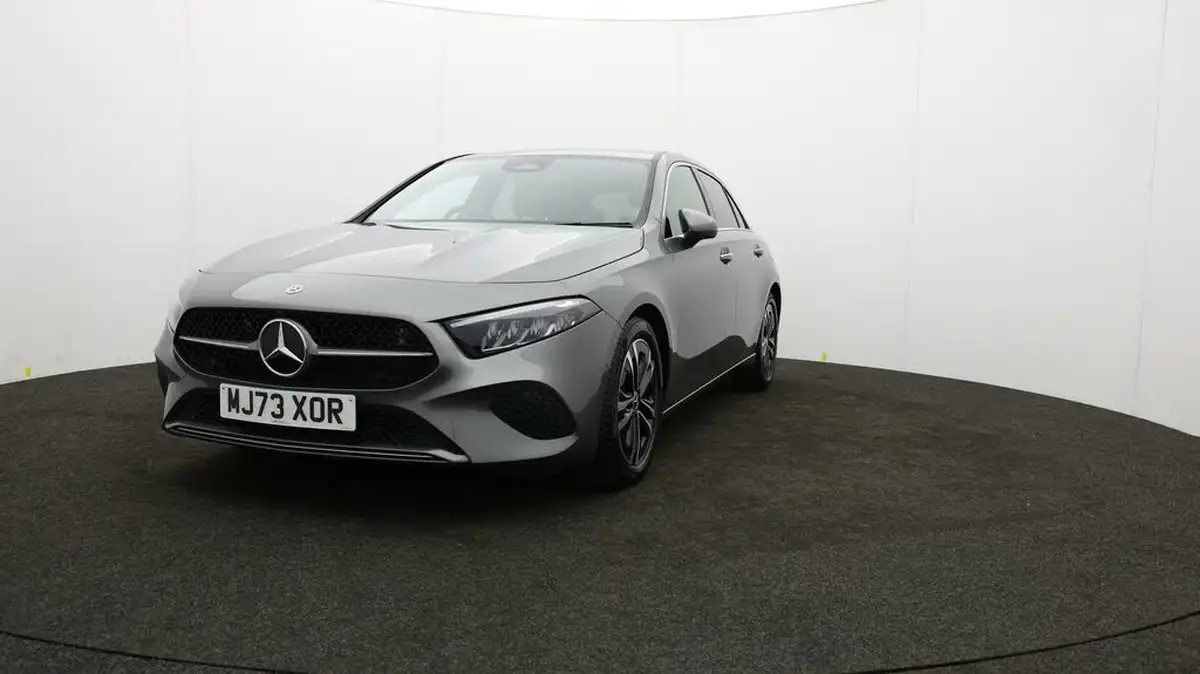 2023-mercedes-benz-a-class-big-55