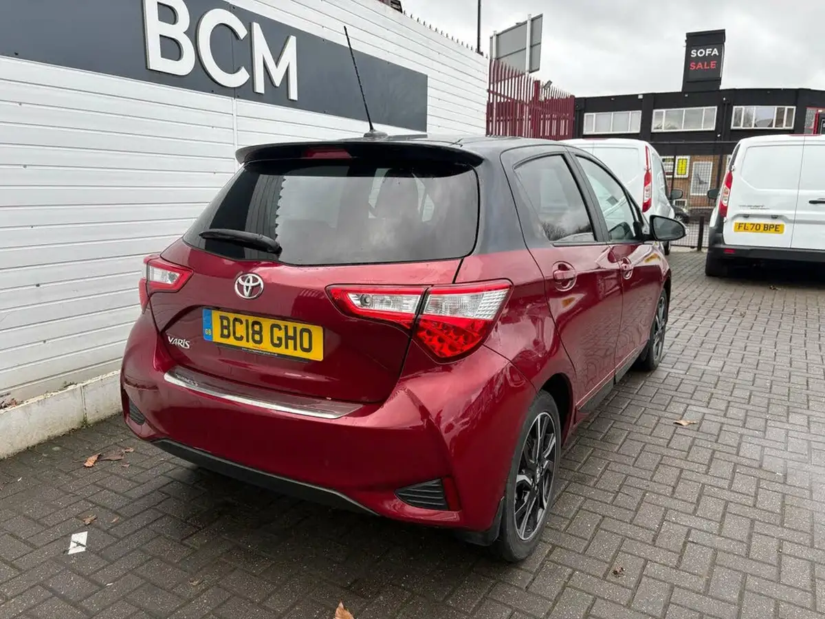 2018-toyota-yaris-15-vvt-i-red-bi-tone-1496cc-big-5
