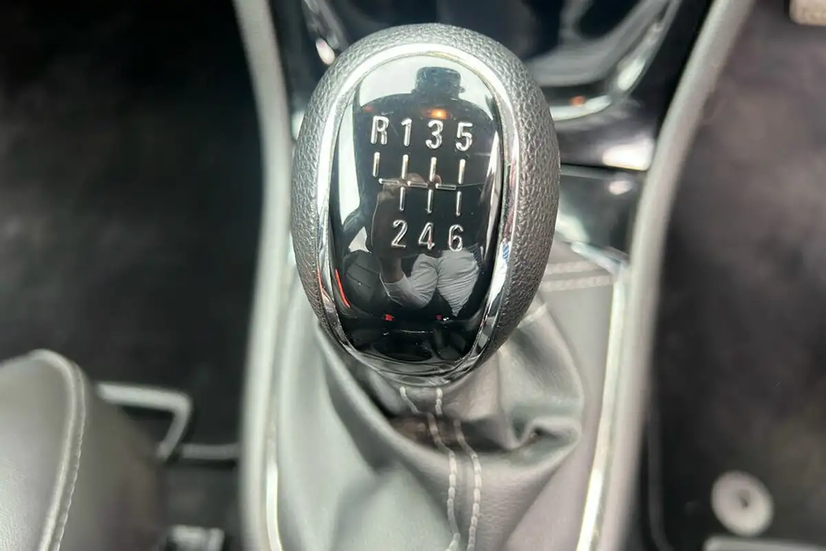 2018-vauxhall-mokka-x-14i-16v-turbo-elite-nav-140ps-4x4-ss-1364cc-big-16
