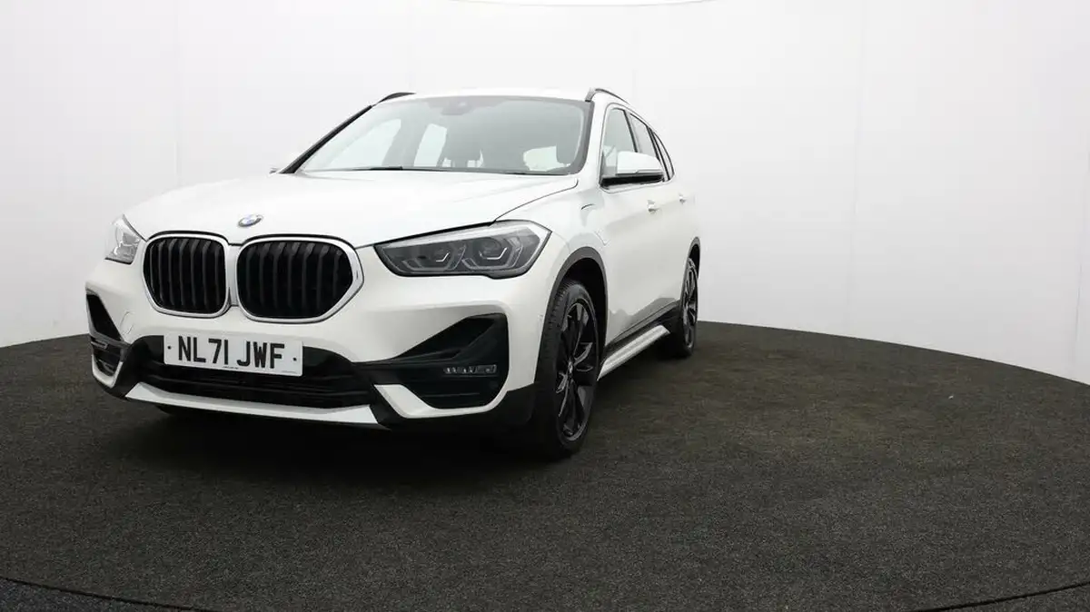 2021-bmw-x1-15-xdrive-25e-phev-sport-big-49