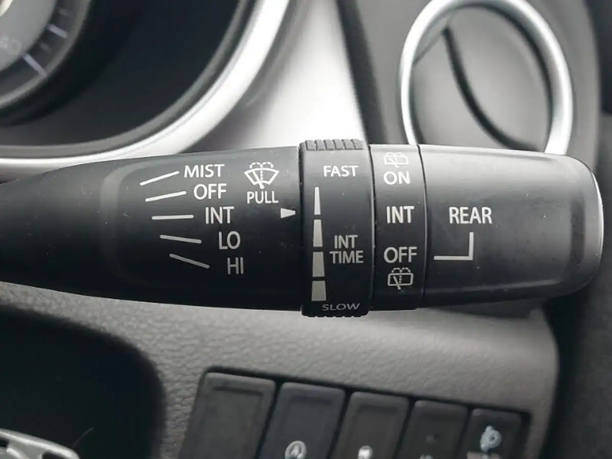 2018-suzuki-vitara-10-boosterjet-sz-t-auto-big-12
