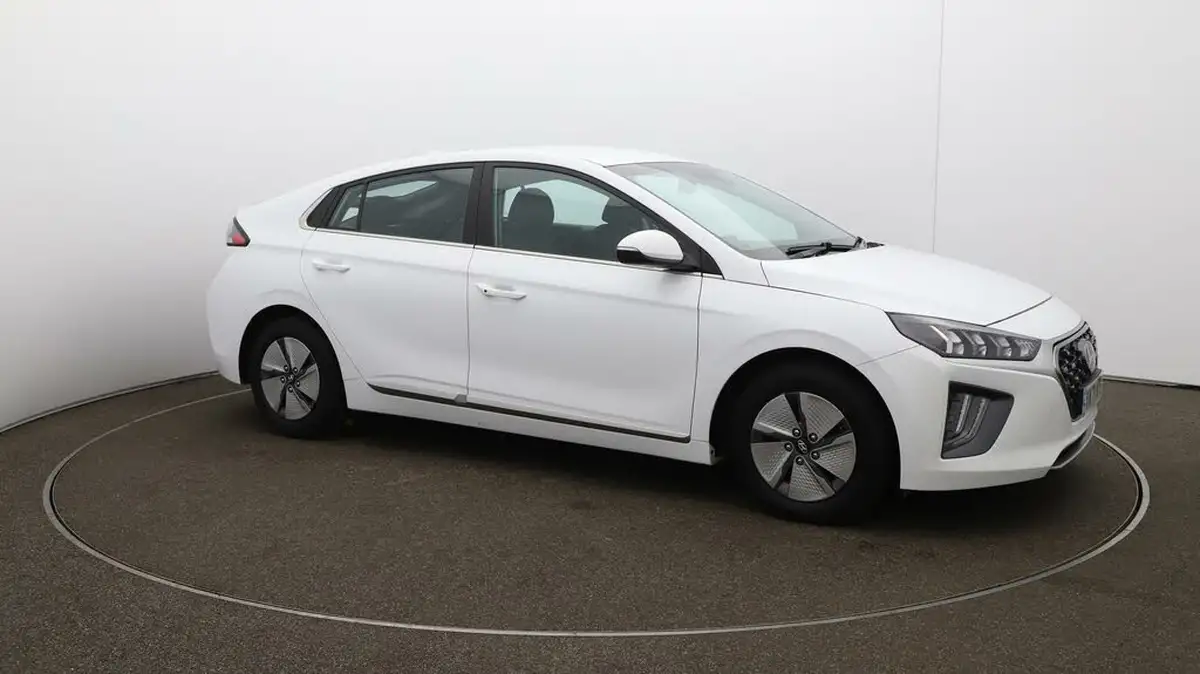 2021-hyundai-ioniq-16-gdi-premium-hybrid-big-38