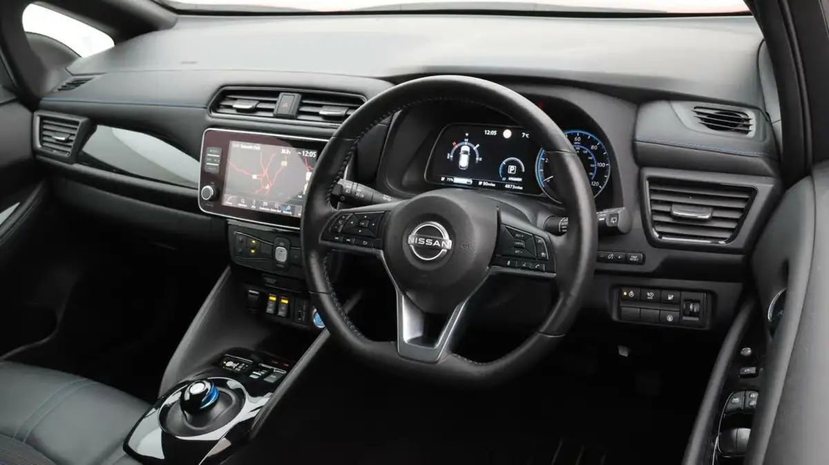2022-nissan-leaf-e-n-connecta-39kwh-big-9