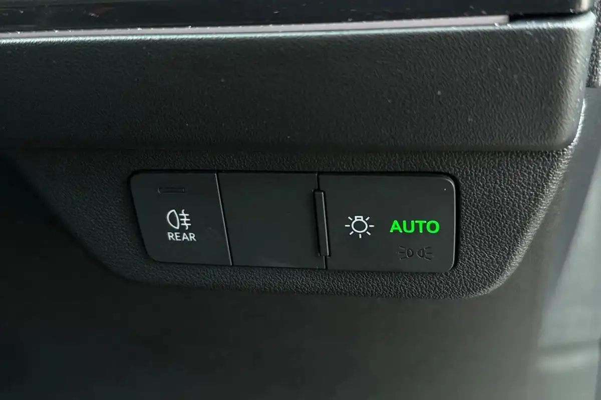 2022-audi-q4-e-tron-40e-s-line-station-wagon-big-25