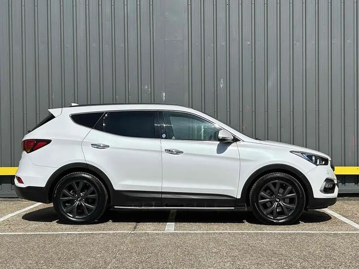 2017-hyundai-santa-fe-22-crdi-endurance-edition-big-8