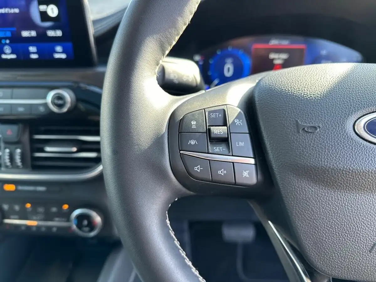 2024-ford-kuga-25t-vignale-190ps-fhev-big-25