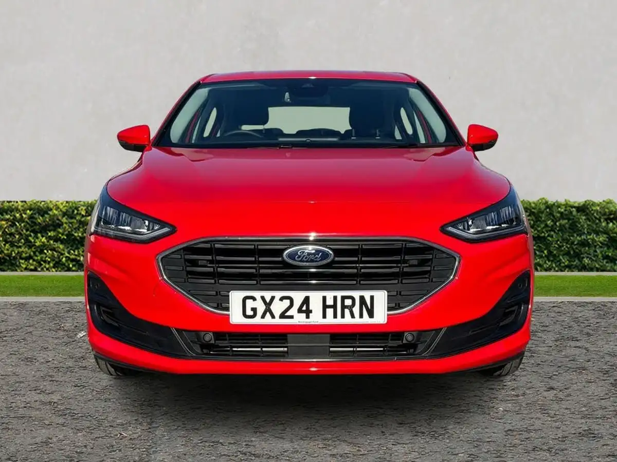 2024-ford-focus-10t-titanium-125ps-hatchback-big-7