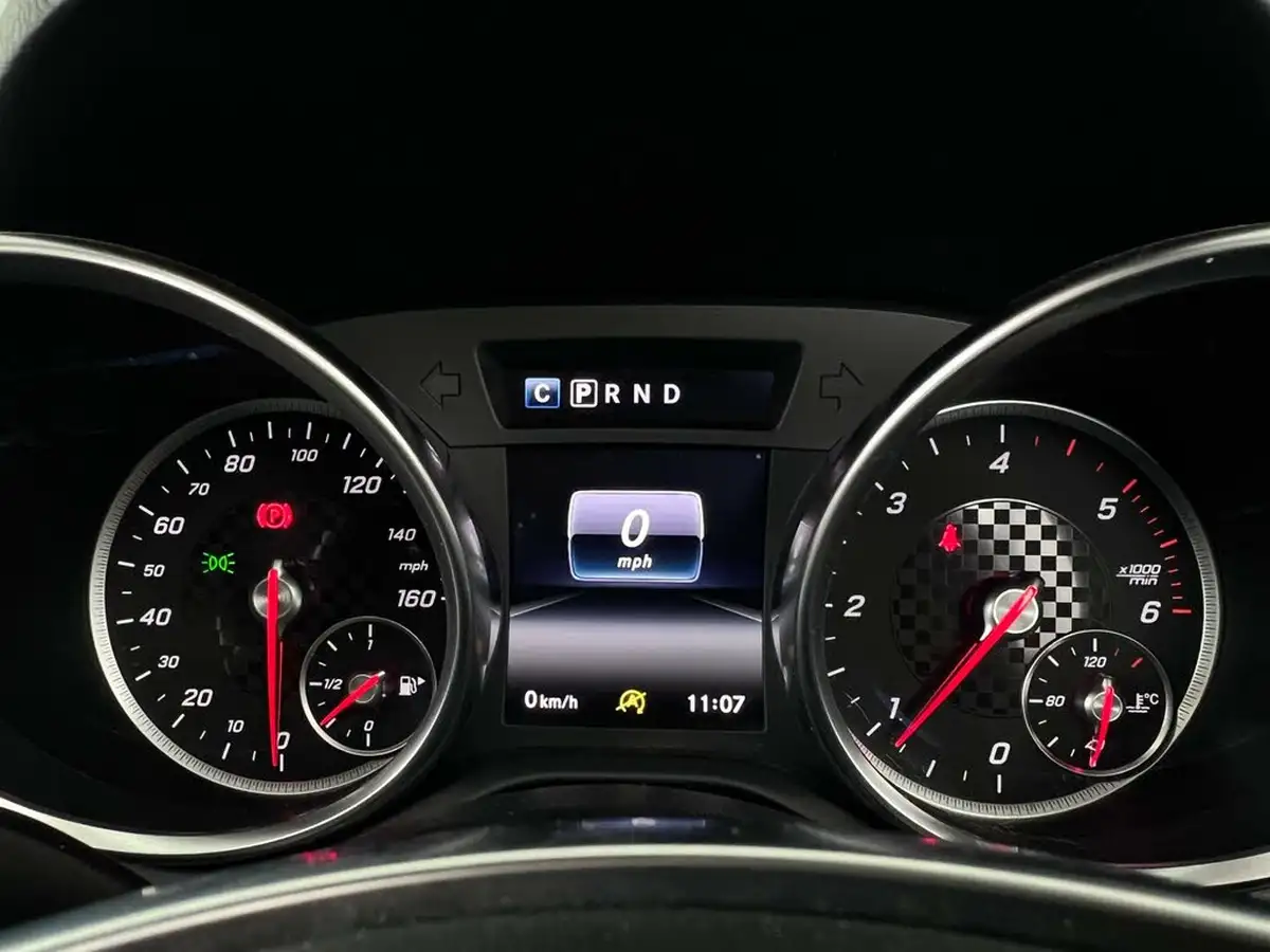 2017-mercedes-benz-slc-21d-slc250d-amg-line-big-27