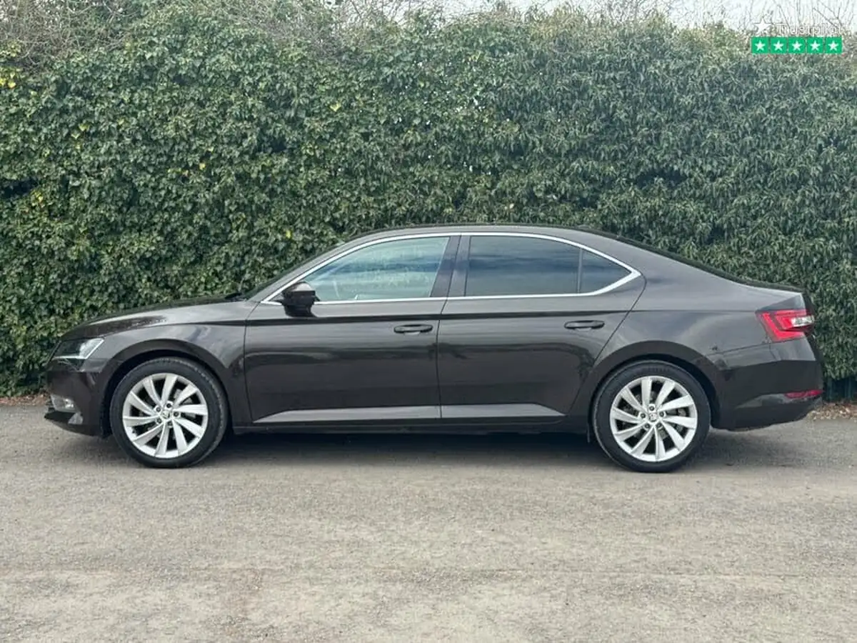 2016-skoda-superb-14-tsi-act-se-l-executive-hatchback-dsg-big-4