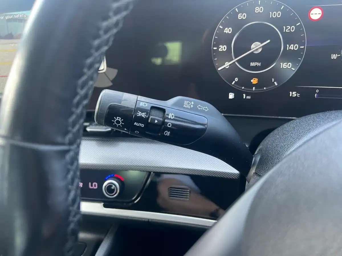 2022-kia-sportage-16-t-gdi-launch-edition-big-21