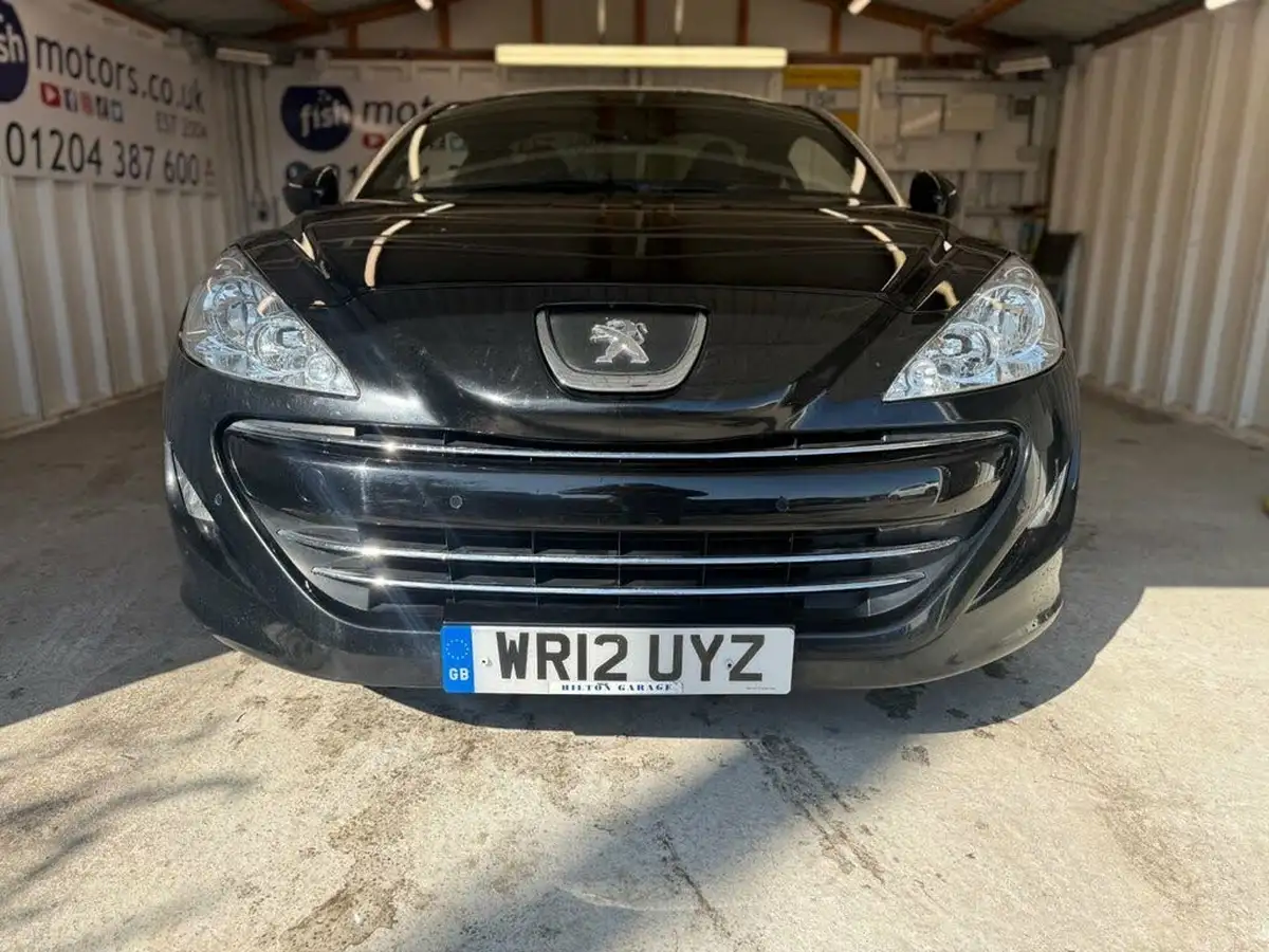 2012-peugeot-rcz-16-gt-156bhp-big-11