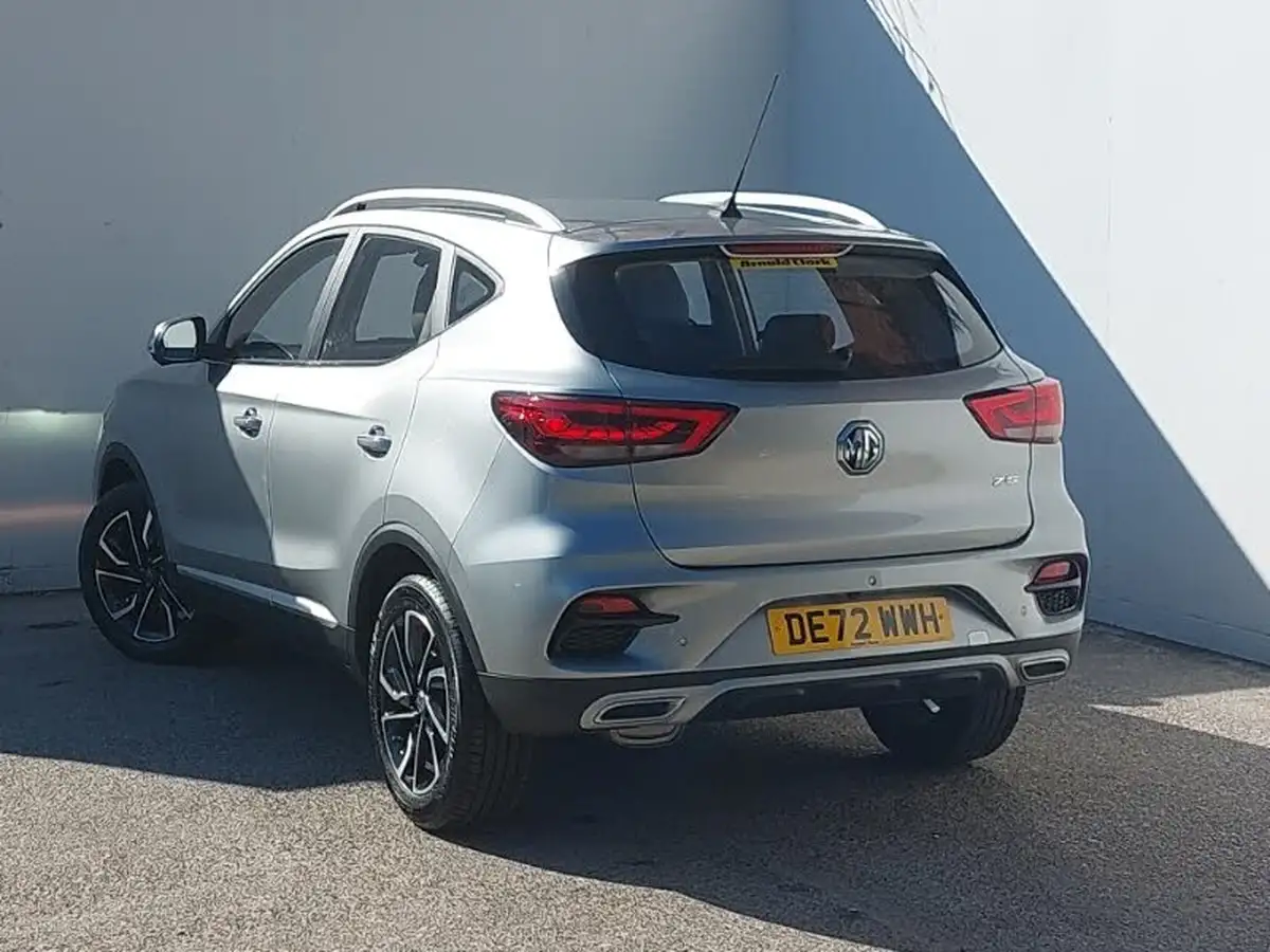 2022-mg-zs-suv-10t-gdi-exclusive-auto-big-1