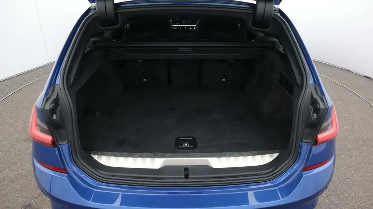 2021-bmw-3-series-20-330e-m-sport-touring-5d-big-17