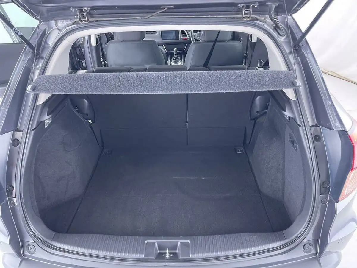 2015-honda-hr-v-15-i-vtec-se-big-9