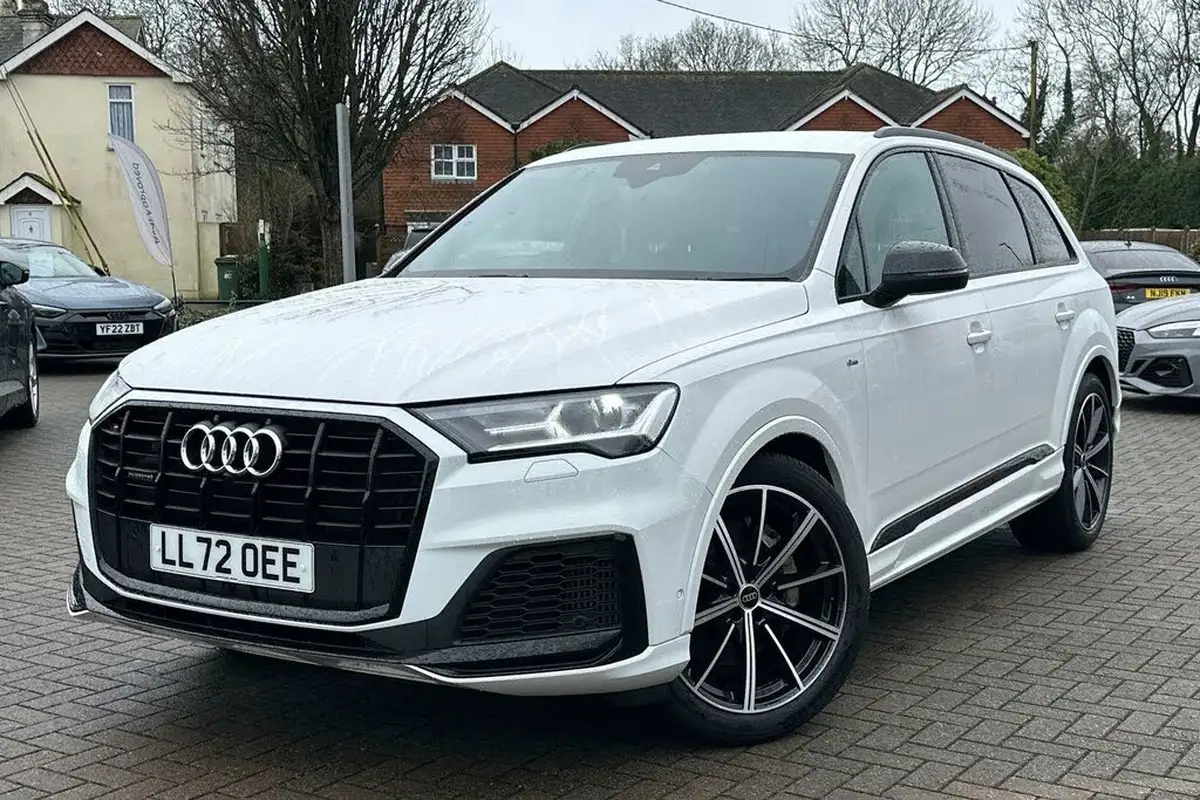 2022-audi-q7-30-55-tfsi-black-edition-big-17