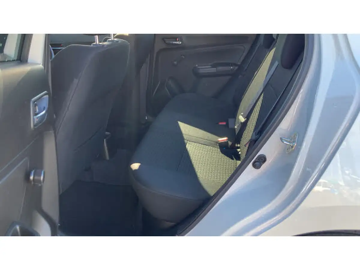 2023-suzuki-swift-12-dualjet-sz-l-big-15