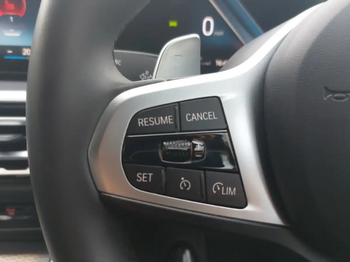 2024-bmw-3-series-20-320i-m-sport-saloon-4d-big-19