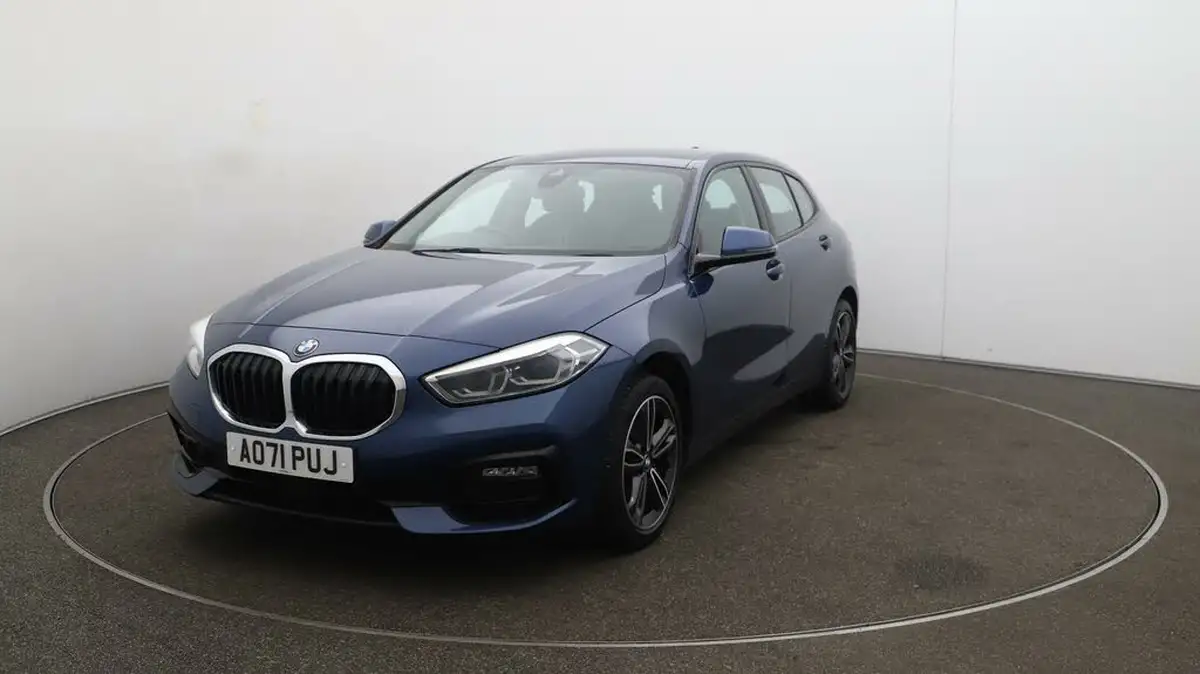 2021-bmw-1-series-15-118i-sport-lcp-big-28