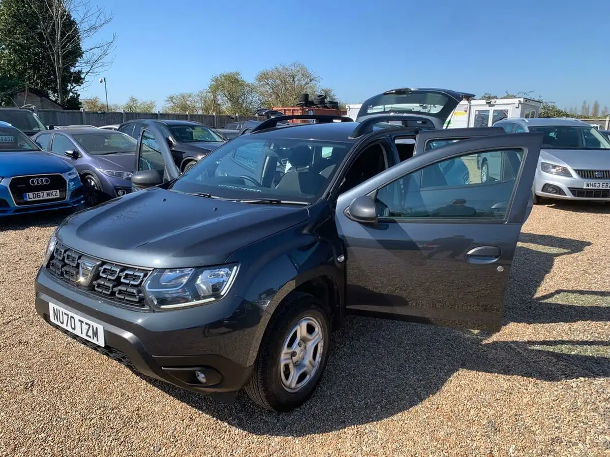 2020-dacia-duster-10-tce-essential-100bhp-ss-big-45
