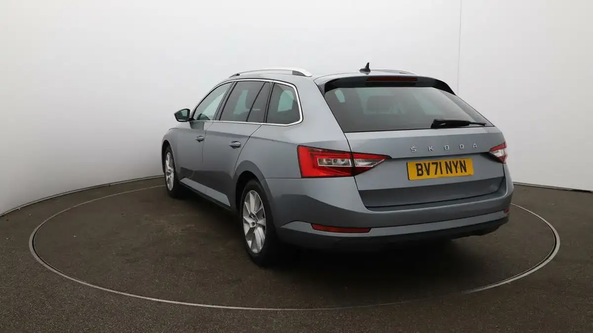 2021-skoda-superb-14-tsi-se-technology-156ps-estate-big-52