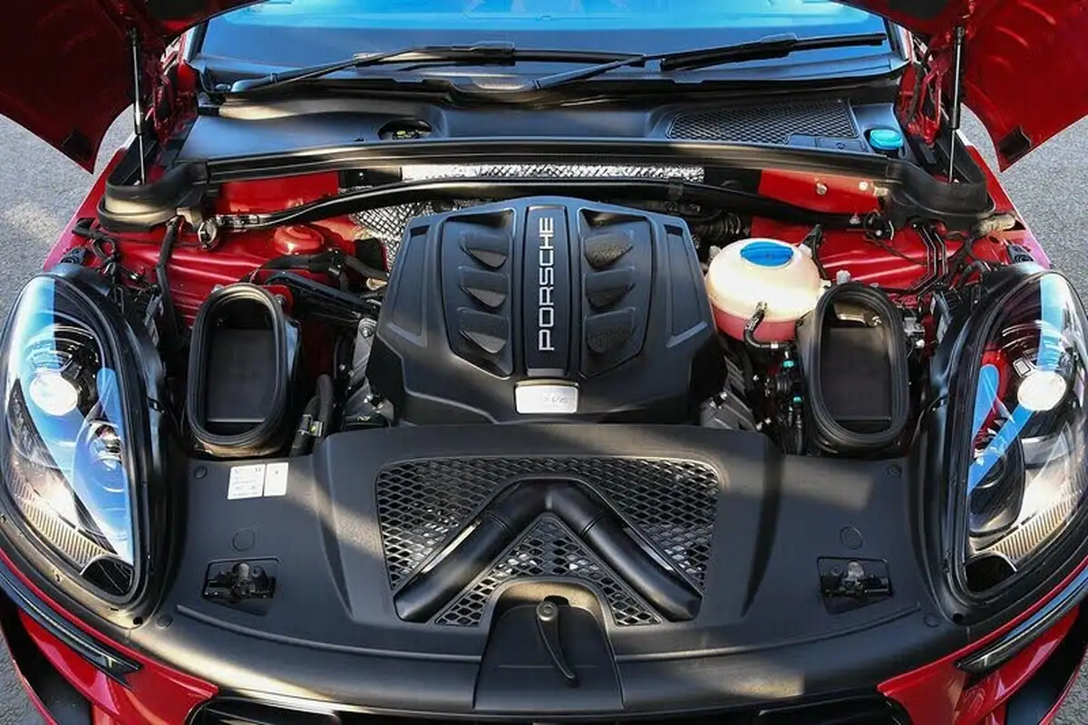 2018-porsche-macan-30-gts-big-49