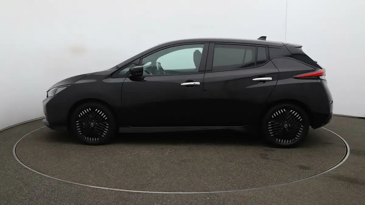2023-nissan-leaf-e-n-connecta-39kwh-big-56