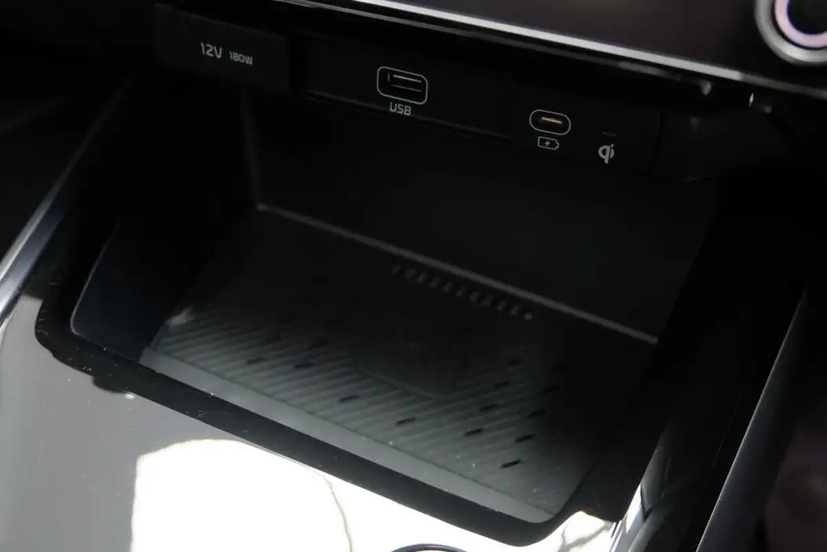 2024-kia-niro-16-gdi-4-127bhp-hev-132kwh-big-27