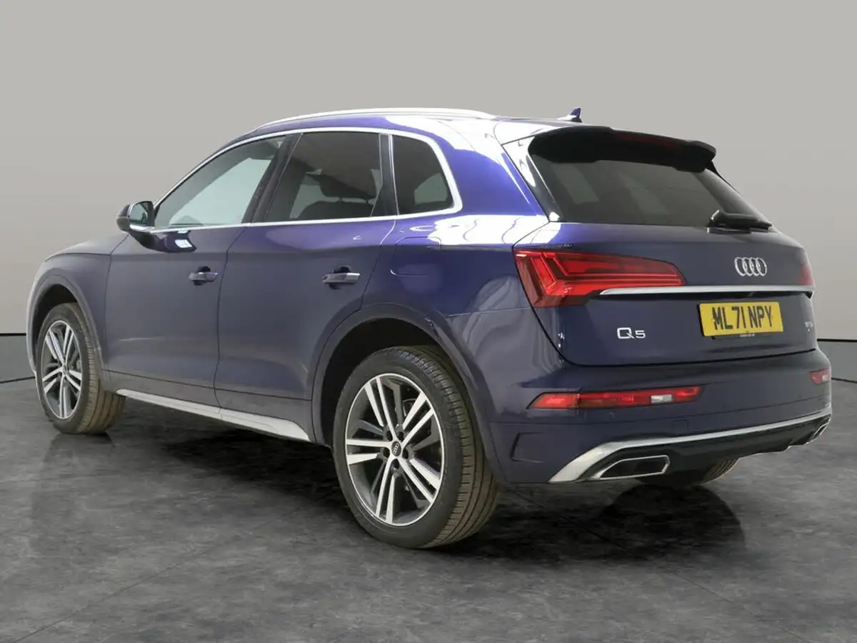 2021-audi-q5-20-55-tfsi-e-competition-station-wagon-big-11
