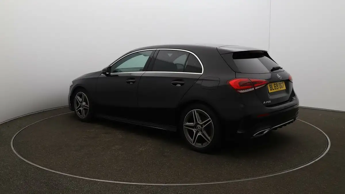 2020-mercedes-benz-a-class-13-a200-amg-line-executive-hatchback-5d-big-5