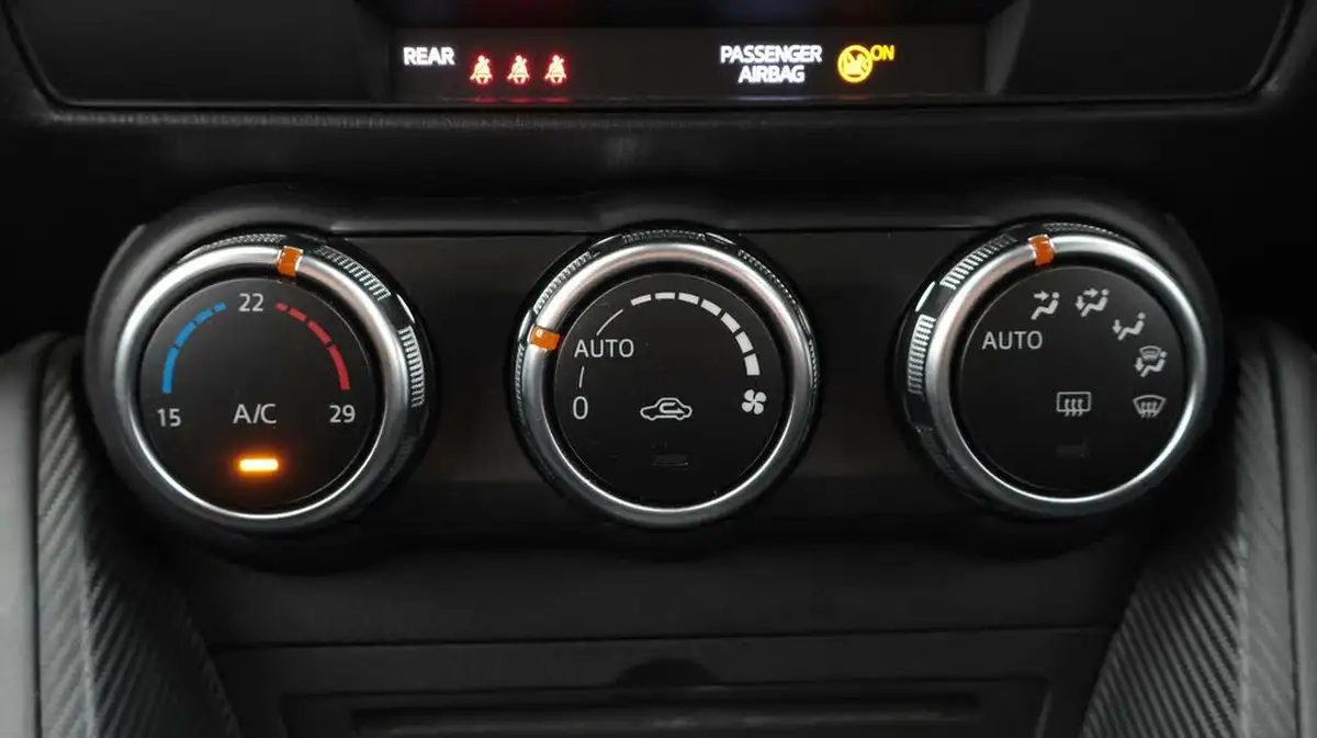 2021-mazda-mazda2-15-skyactiv-g-sport-nav-big-12