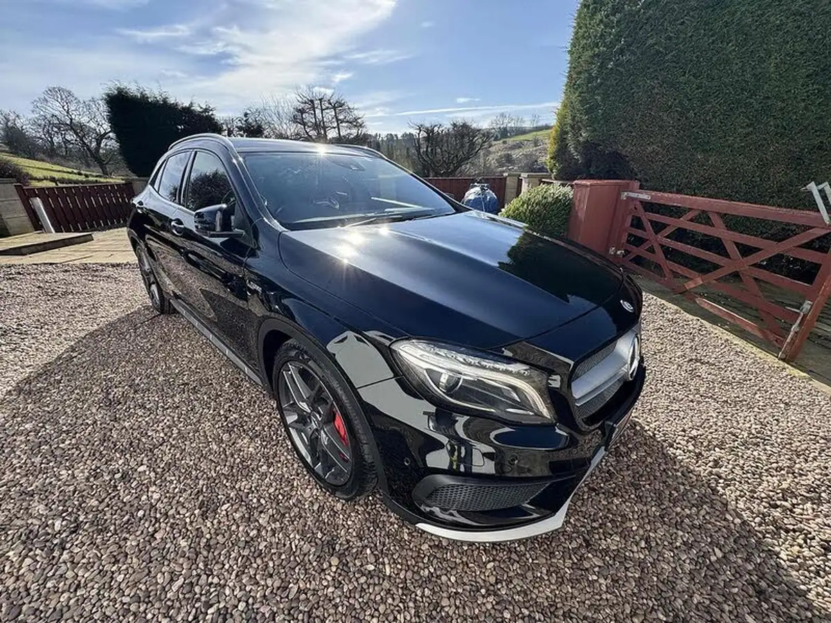 2015-mercedes-benz-gla-class-20-amg-big-5