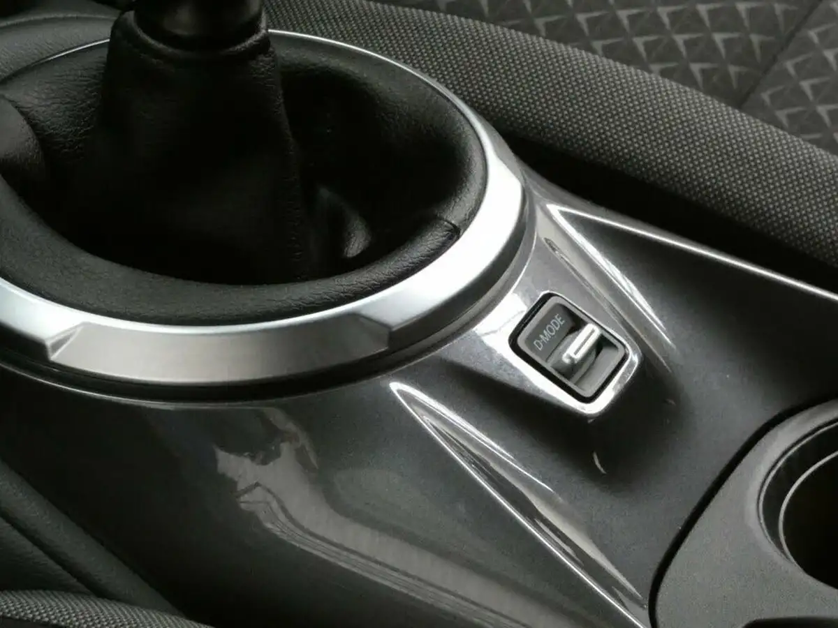 2021-nissan-juke-10-dig-t-n-connecta-big-73