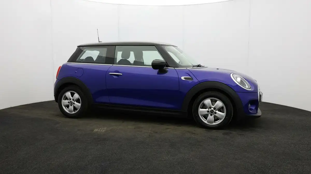 2020-mini-cooper-15-cooper-classic-hatchback-3d-auto-big-42