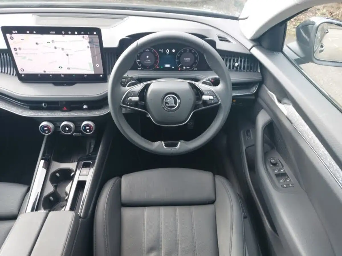 2024-skoda-superb-20tdi-se-l-150ps-scr-estate-dsg-big-6