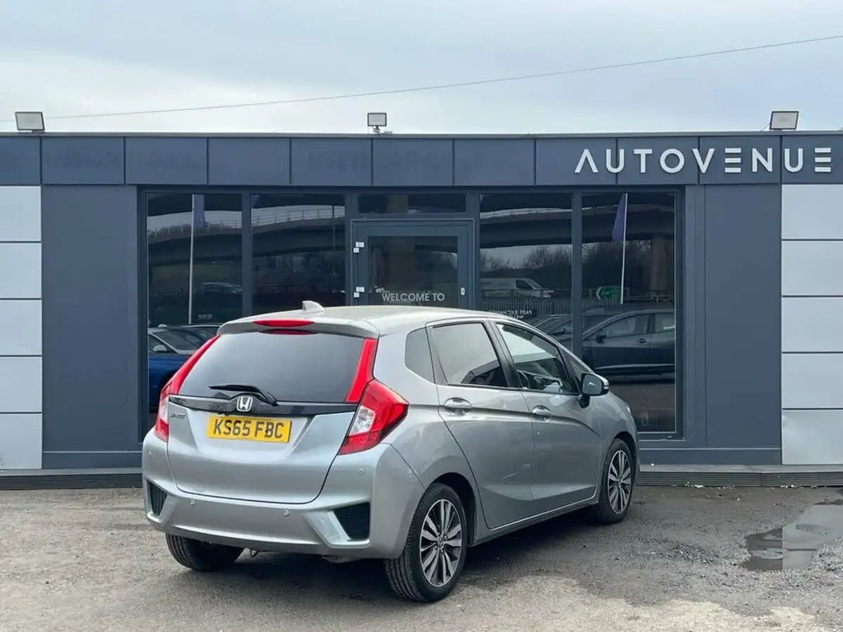 2015-honda-jazz-13-i-vtec-ex-cvt-big-3