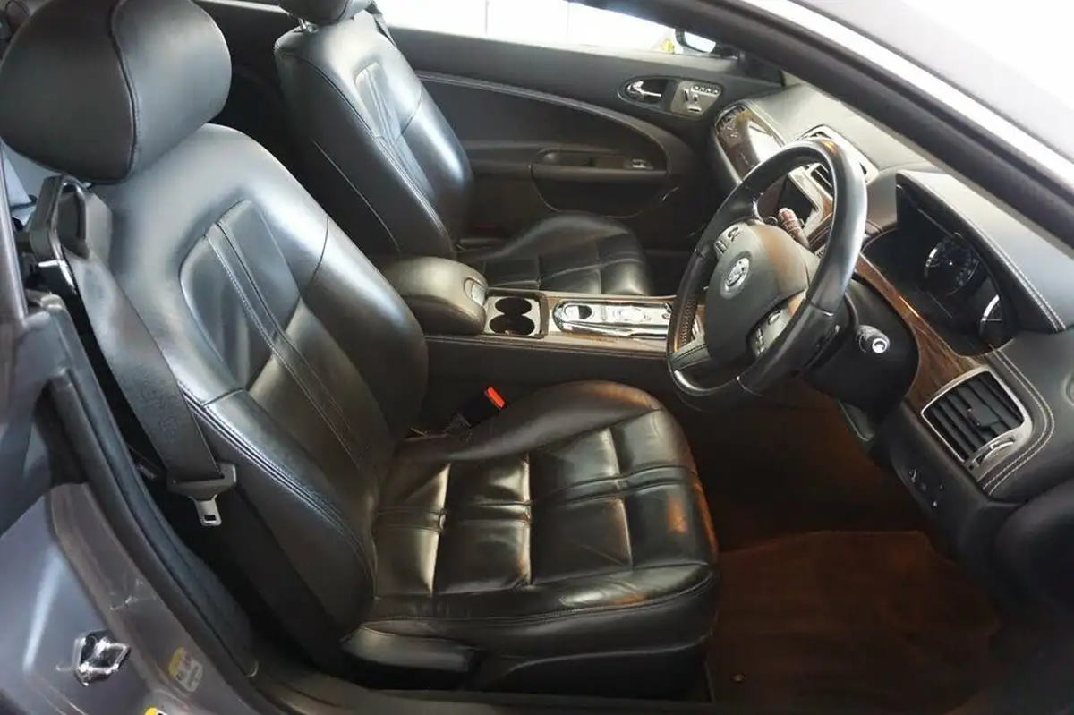 2010-jaguar-xk-50-coupe-big-14