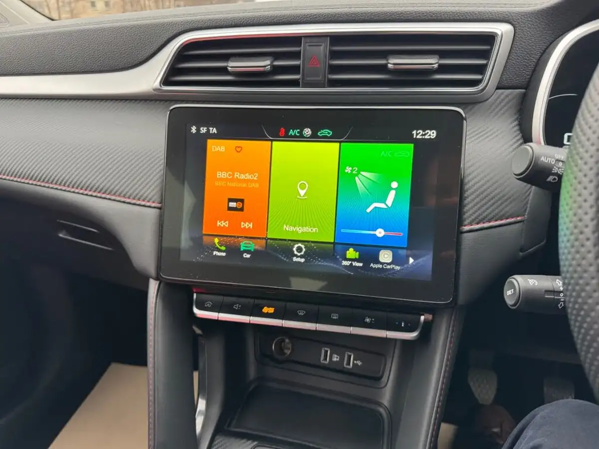 2024-mg-zs-suv-15-vti-tech-exclusive-big-19
